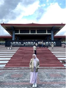 Bunga Cahya Rasita